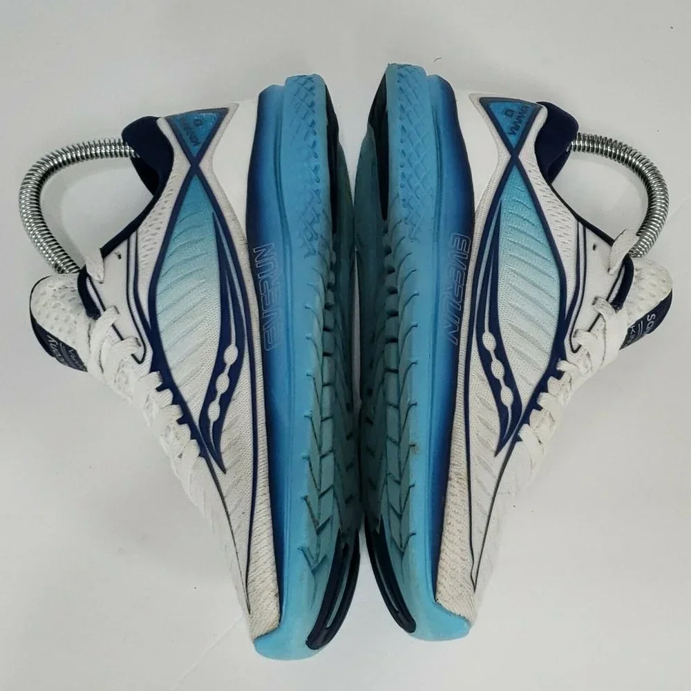 Saucony‎ Kinvara 10 Women's Size 6 White Blue Running Shoes Sneakers Lace Up